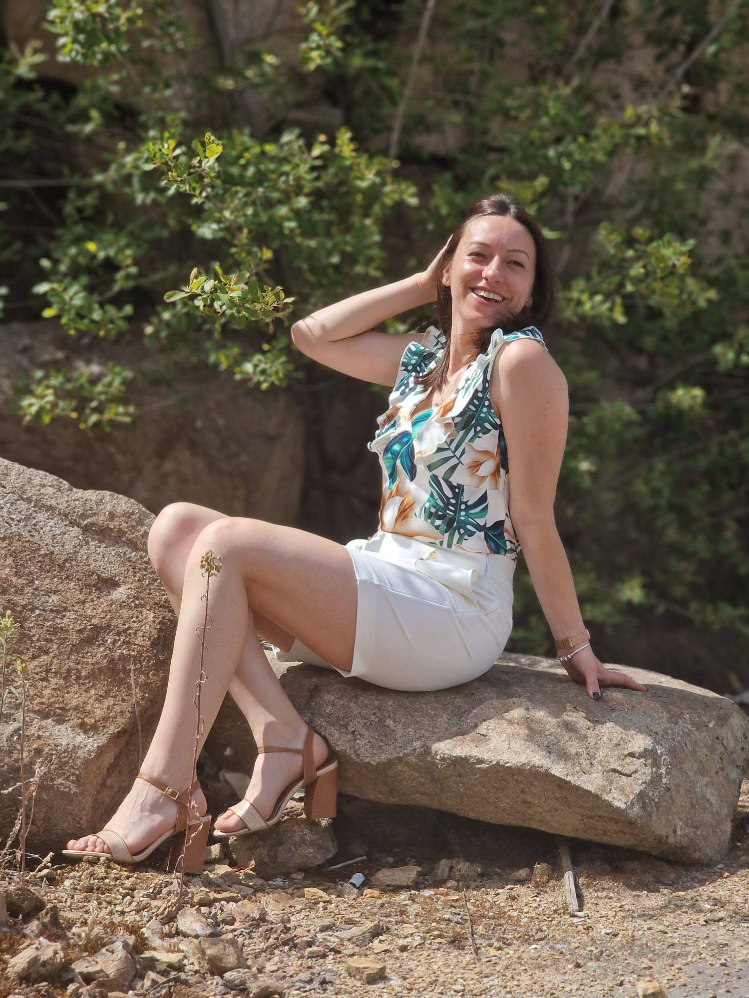 CBYOU - Wholesale Blouse - Women's - Women's Floral Print Skull Top0