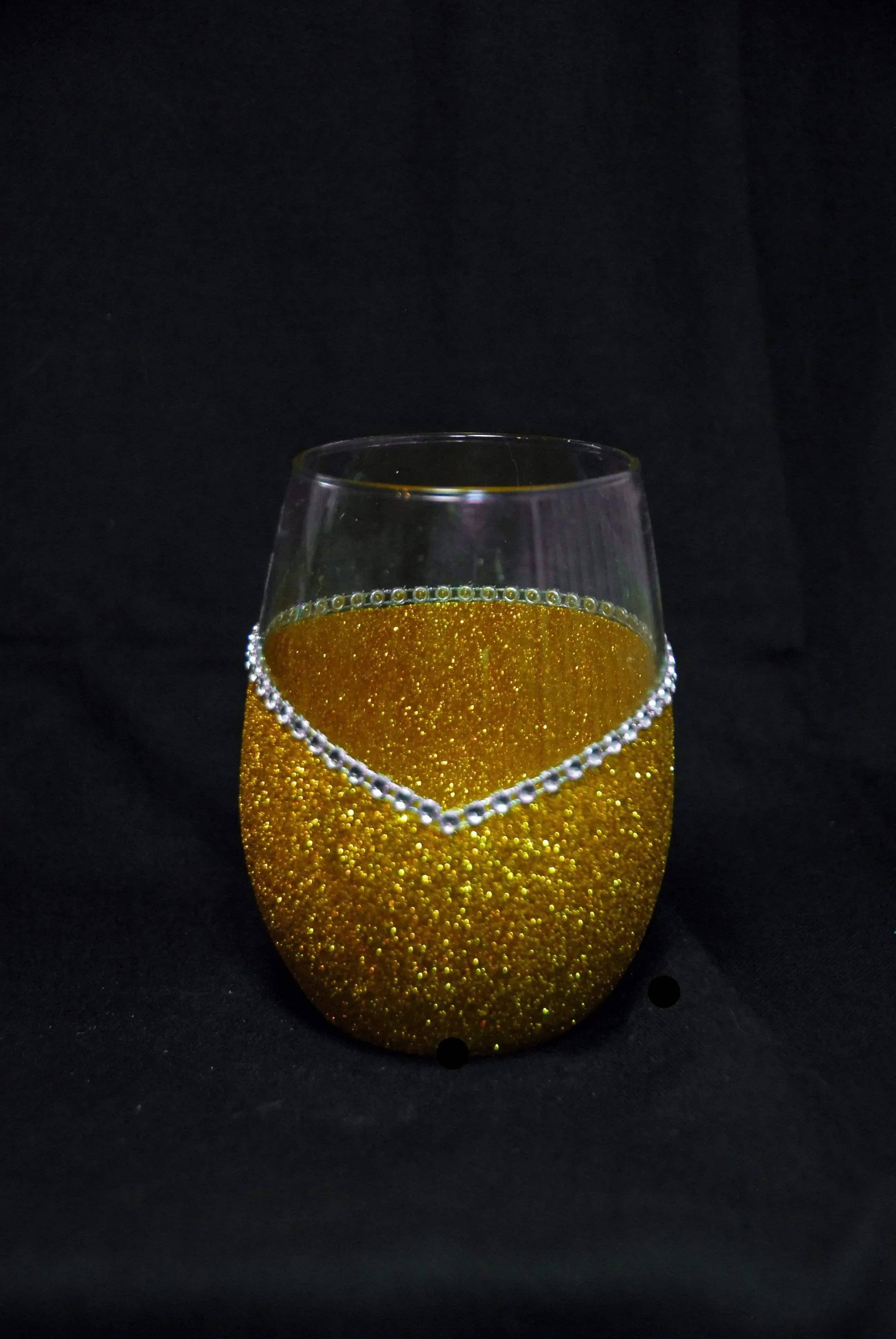 WineyBitches.Co - Wholesale Wine Glass - Valentine Schmalentine – Bling Glitter Glass Wine Glasses (Anti-Valentine’s Day Collection)18