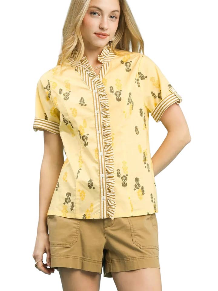 Umgee Bedruckte Bluse mit Rüschenbesatz und Knopfleiste für den Großhandel von Garden Naked