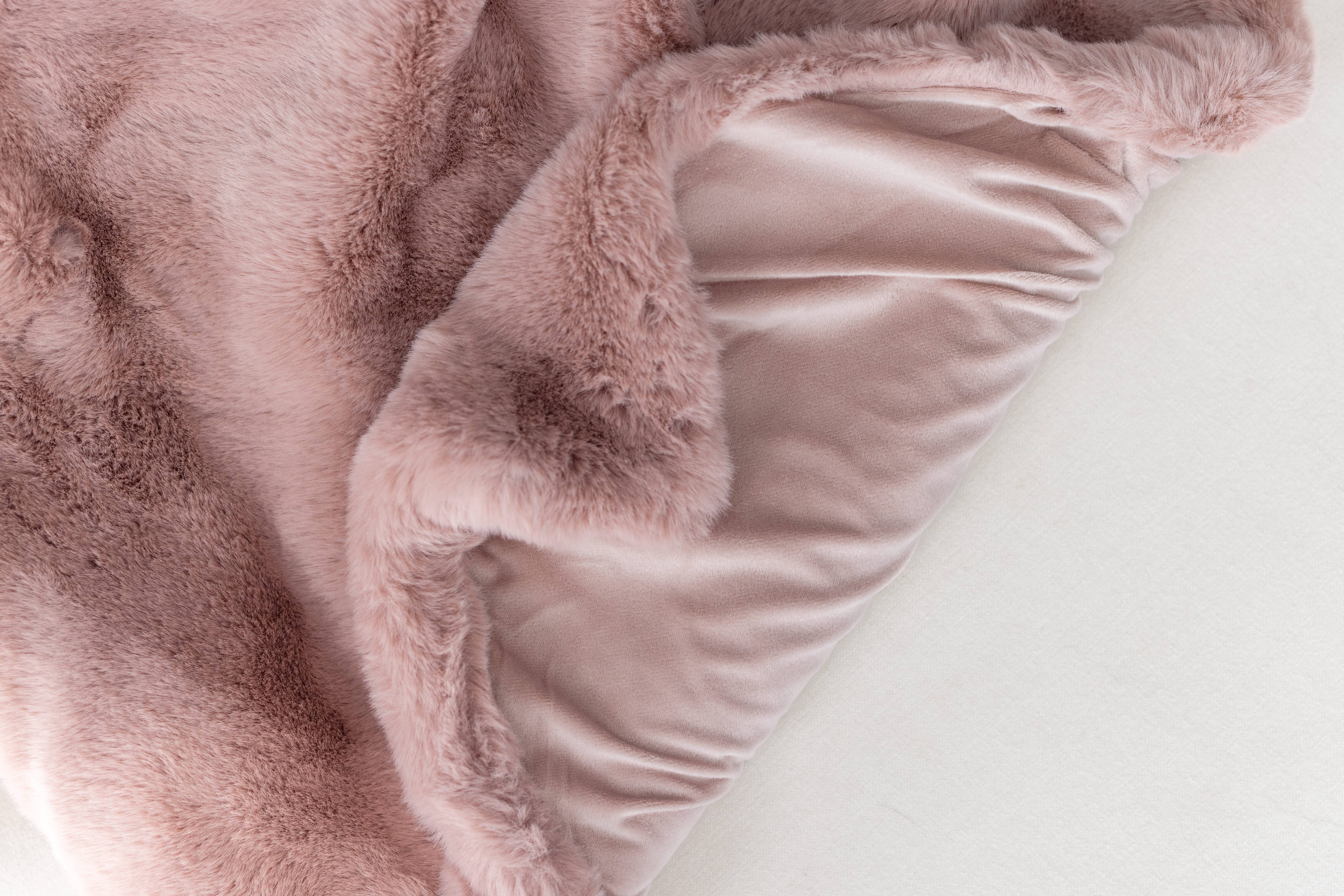 Everyday Cozy Living - Vente Plaids - Couvre-lit de luxe en fausse fourrure de lapin ultra pelucheux, plusieurs couleurs3