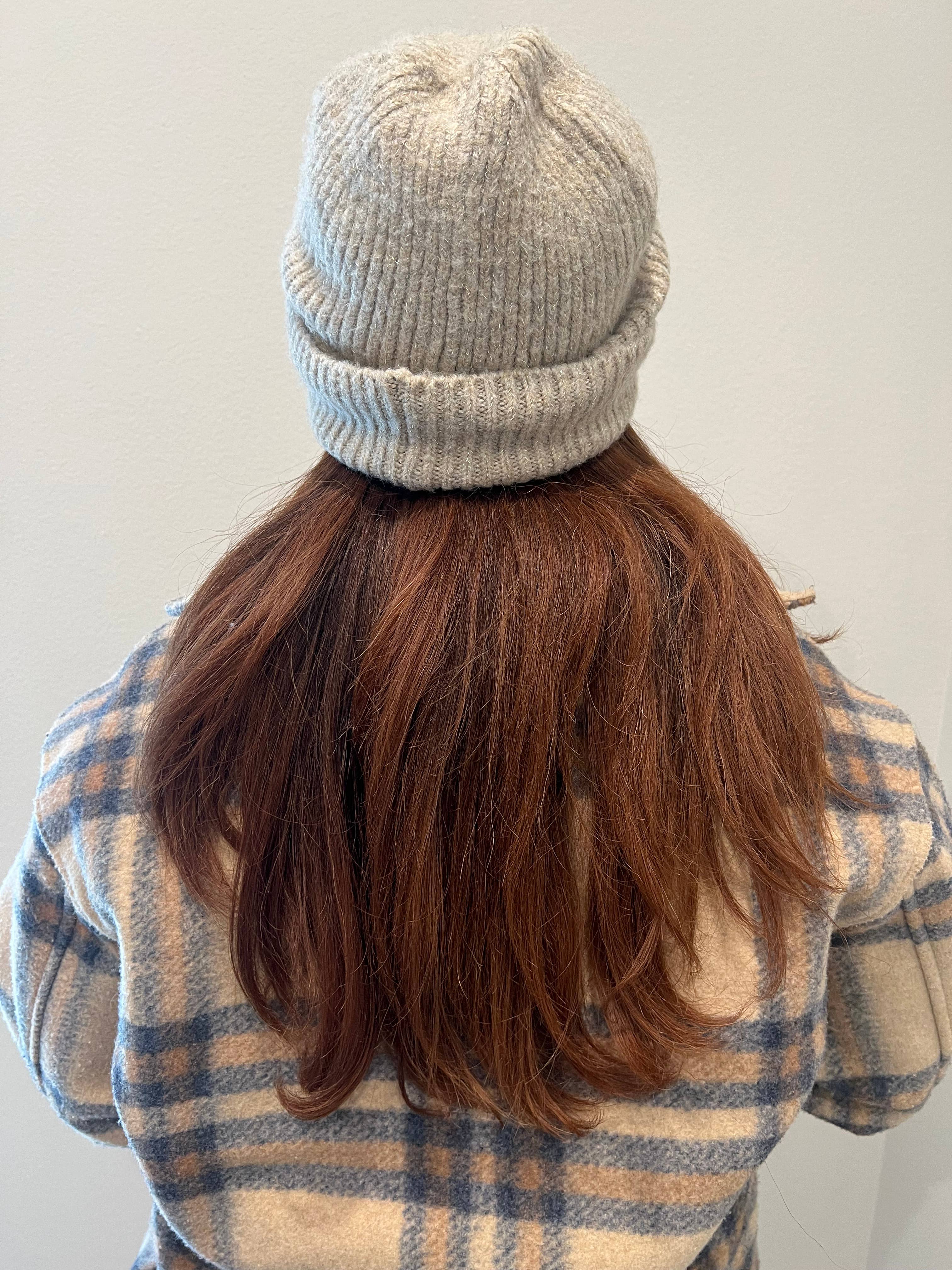 Justin & Taylor – Engroshandel Beanie - Dame – Rich Luxe hue med lurex-detaljer14