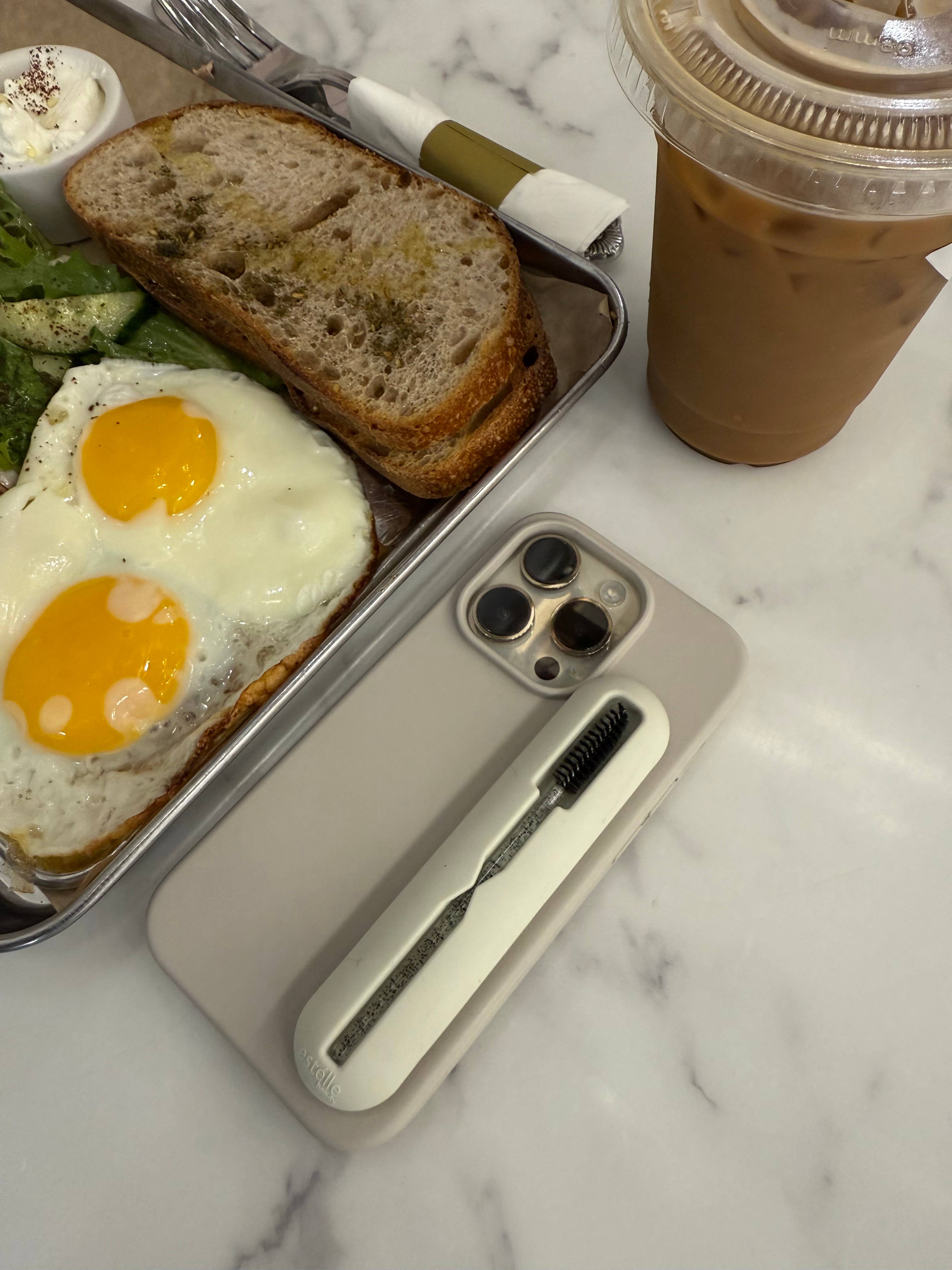 Estélle Beauty - Wholesale Makeup/Cosmetic Bag - SAVE A SPOOLIE™, Spoolie Brush Holder, Makeup Tool Accessory1