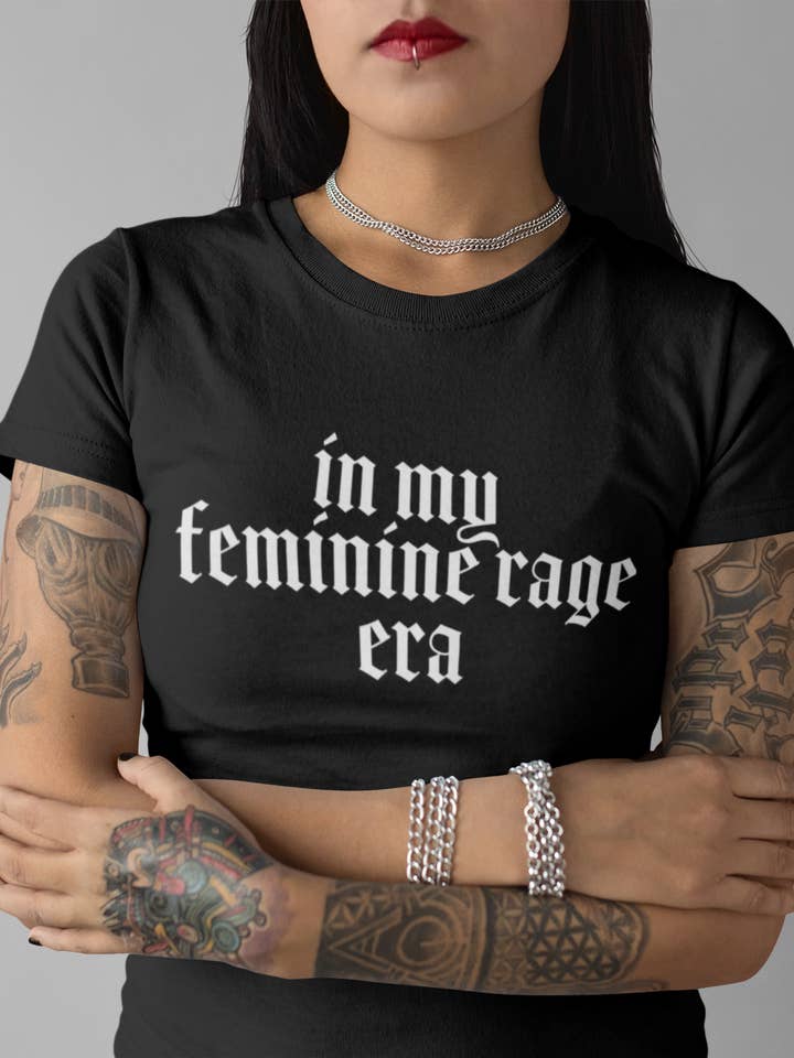 Camisa Feminine Rage Era, gótica y feminismo alternativo para venta al por mayor de Wickedly Divine Shop