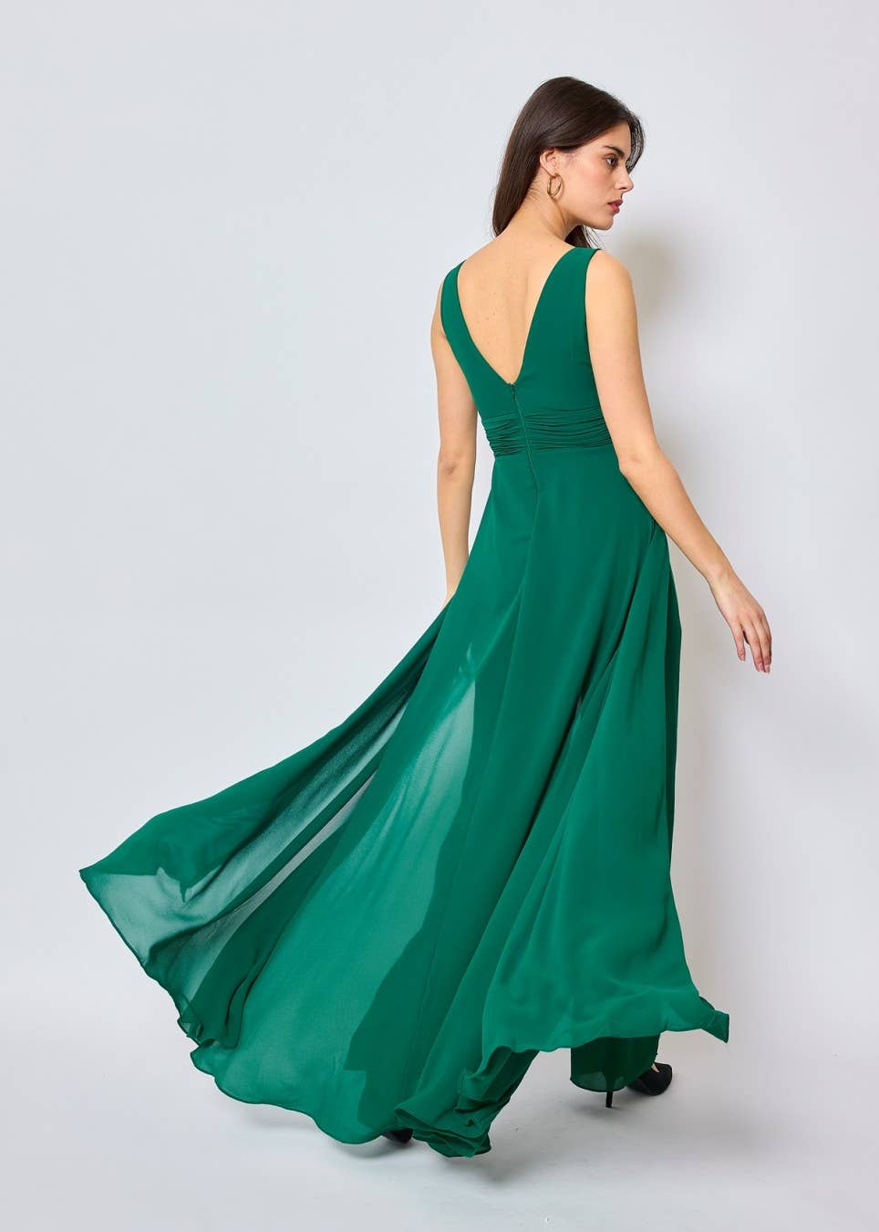 Eva & Lola - Epsilonn – Großhandel Abendkleid – Damen – Jumpsuit-Kleid mit tiefem V-Ausschnitt16