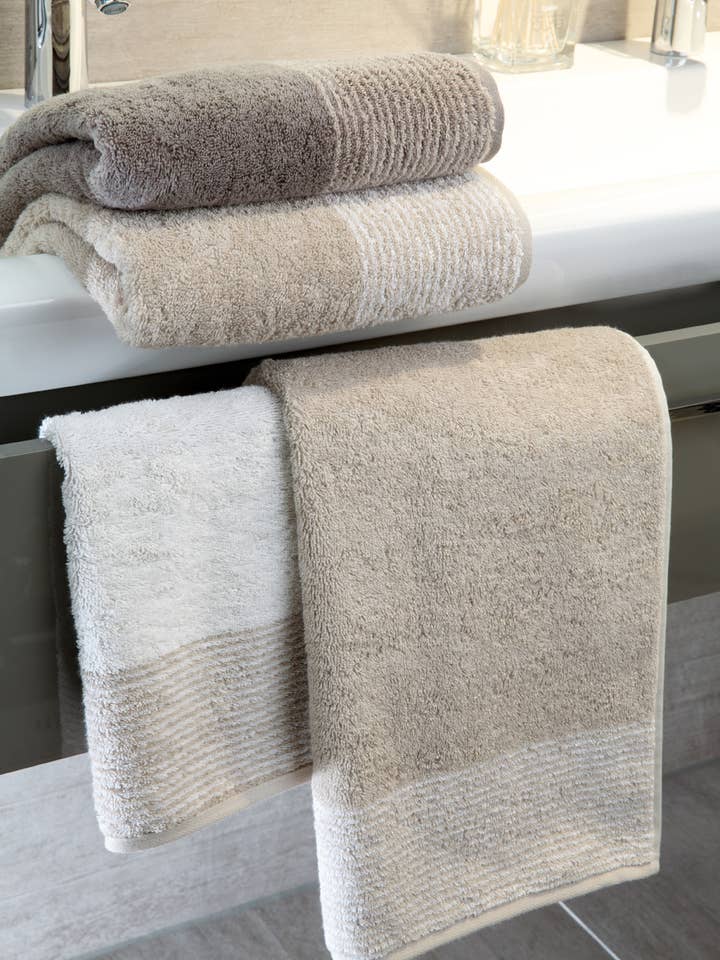 Cawö Two Tone Various Colors Towel - 50/100 cm for wholesale by CAWÖ TEXTIL GmbH & Co. KG