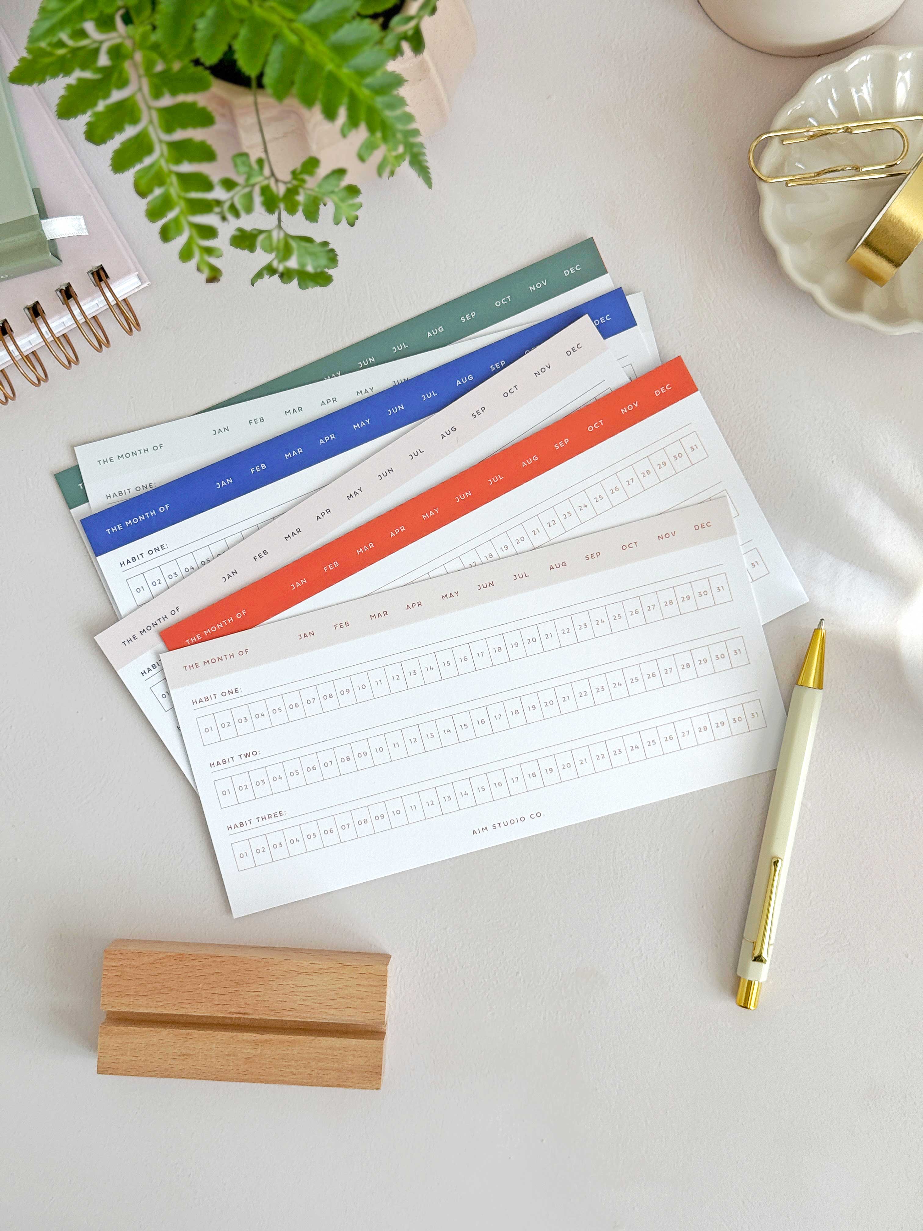 AIM Studio Co – wholesale Stationery/notecard set – Daily Habit Tracker Cards with Wooden Block | 365 Days0