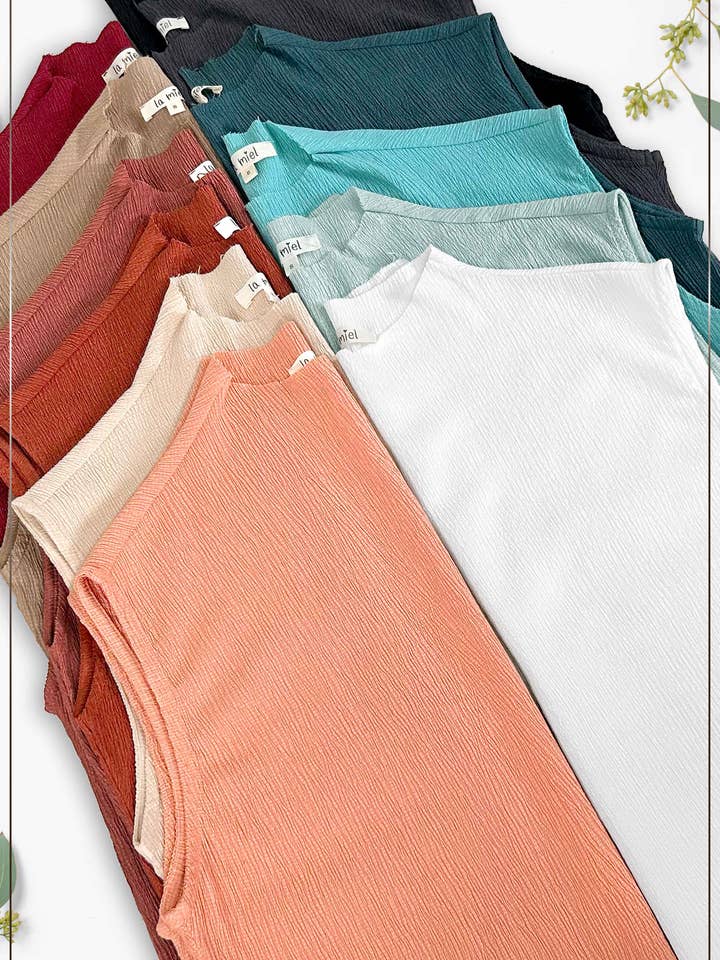 HCT7705-Stretchy Crinkled Fabric Sleeveless Top for wholesale by La Miel