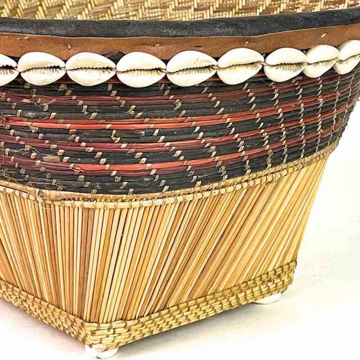 The Niger Bend - Wholesale Basket - Mossi Square-bottom Round-top Leather & Cowrie Shell Trim Straw Basket3
