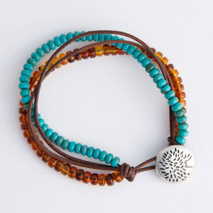Bracelet Arbre de vie en cuir Fallyn pour la vente par Elsie & Zoey