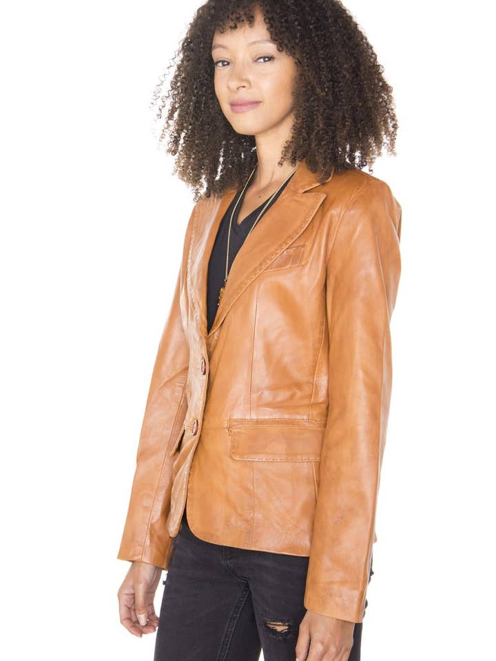 Infinity Leather (Upperclass Fashions Ltd) – wholesale Blazer - Dam – Damers skinnkavaj-Seregno