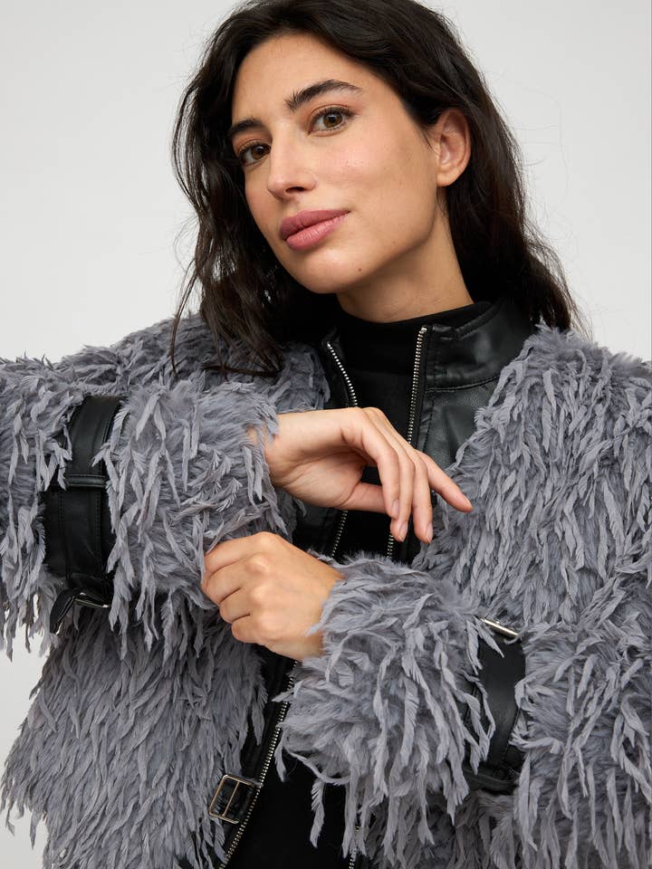 SWEET MAGIC MODA Y COMPLEMENTOS – Großhandel Jacke – Damen – HAARFÄNGER 7