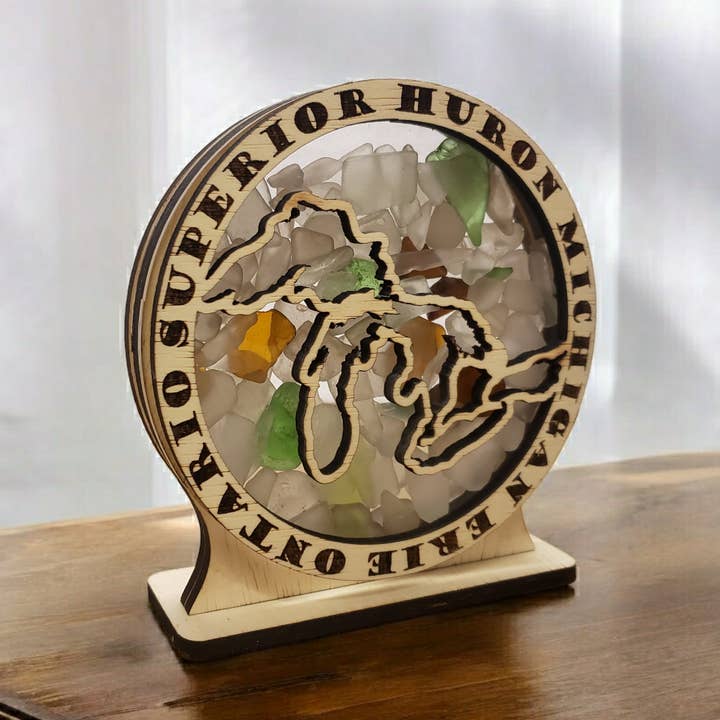 Grande vitrine en verre dépoli des Grands Lacs. pour la vente par Sea Glass Displays