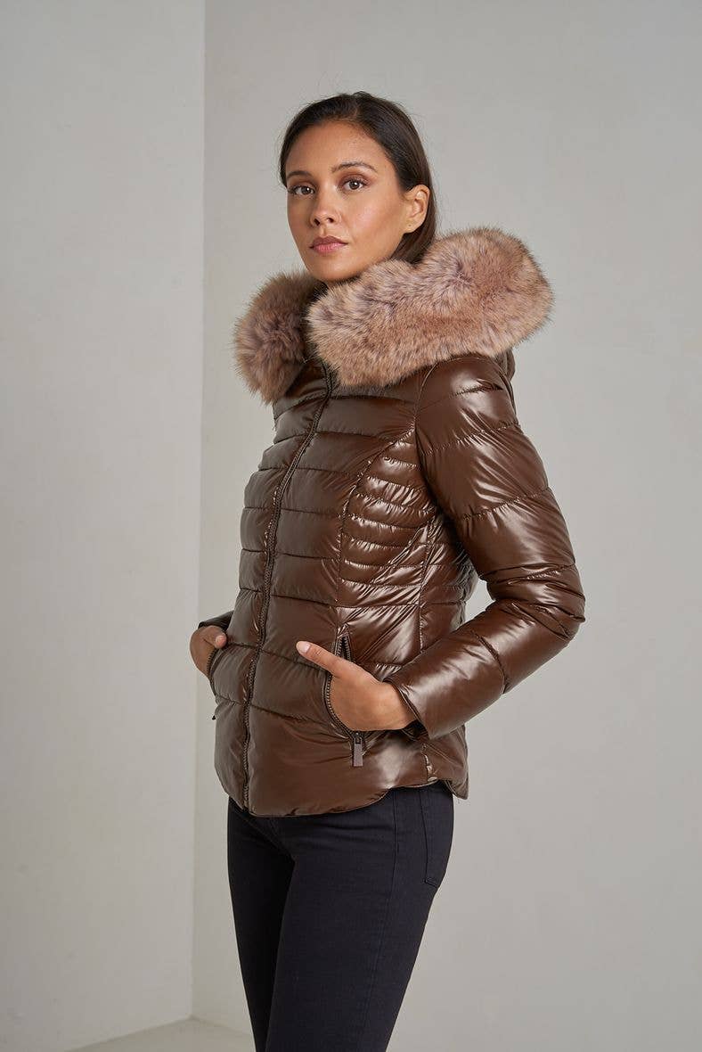 Attrait Paris - Wholesale Jacket - Women's - Metallic short puffer jacket with faux fur hood14