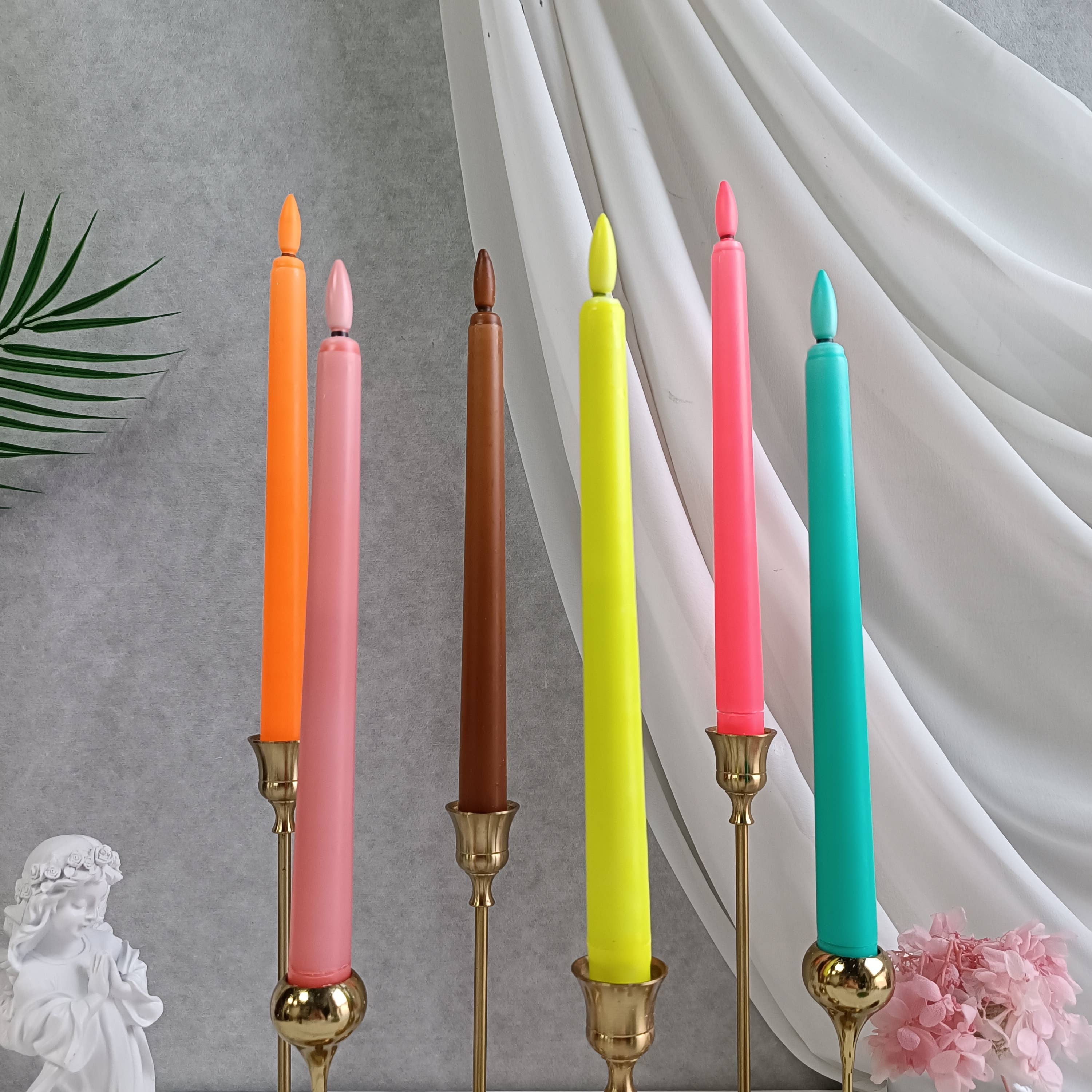 Candles Meta – wholesale Flamlöst ljus – 6-pack LED-ljusstakar med 28 cm hög vaxbeläggning och fjärrkontroll4