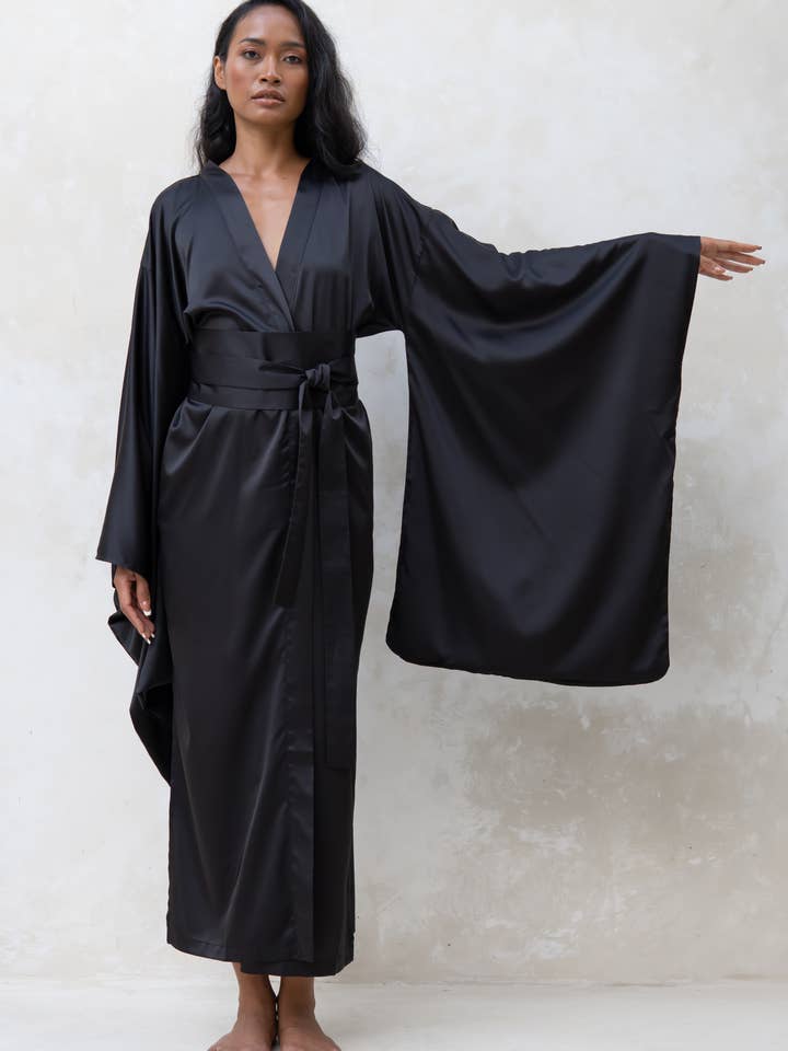 Satin Silke Kimono morgenkåbe, Brude lang kappe til kvinder for engroshandel hos IDENTITY LINGERIE