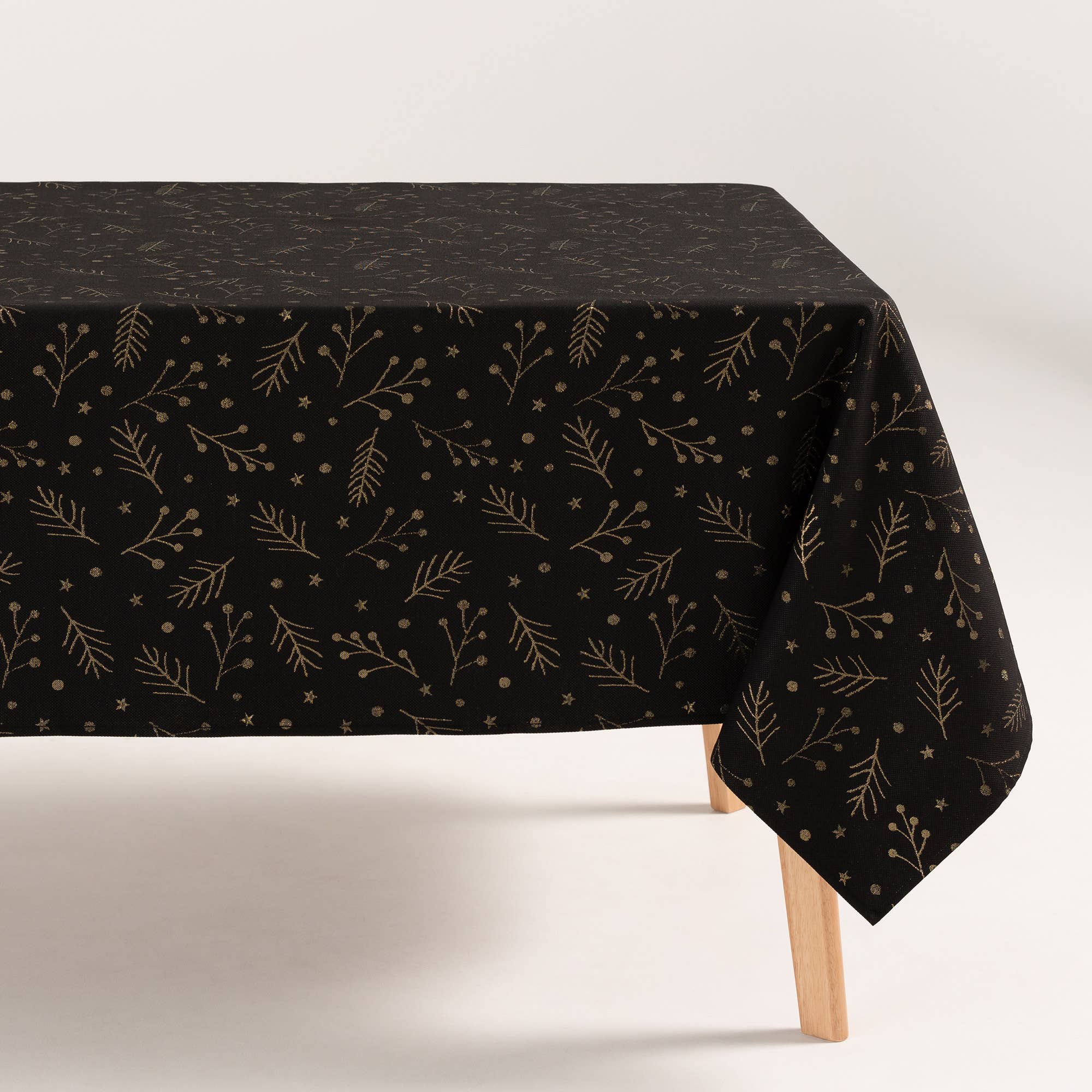 GAMUSI - Vente Nappes - Nappe de Noël en coton jacquard BERRIE14