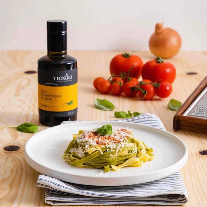 Vignoli Food - Wholesale Olive Oil - Basil Infused Extra Virgin Olive Oil - 8.45 Fl oz1