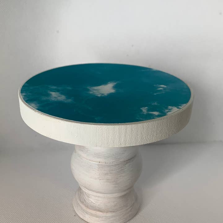 white with blue sky top pedestal for wholesale by Petite Pedestals