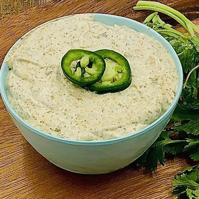 Carmie's Kitchen - Wholesale Dip - Green Chile and Cilantro Dip Mix2