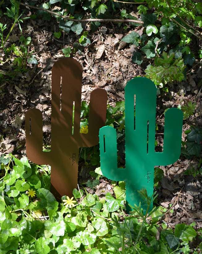 IDfer - Wholesale Outdoor Ornament/Decor - Mr Pique Cactus
