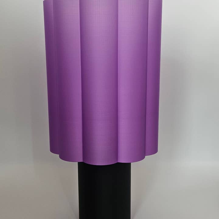 Coast Fig - Wholesale Accent/Desk Lamp - Desk lamp - Flower Collection - Daisy0