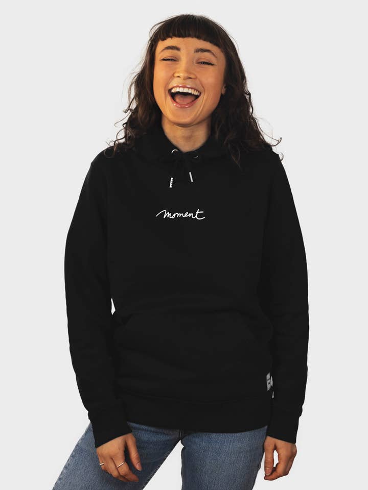 HOODIE MOMENT BESTICKT für den Großhandel von Moment