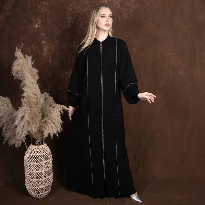 Palestinian Elegance - Wholesale Kaftan - Women's - Abaya Plus Size: Elegance and Comfort for Every Body7