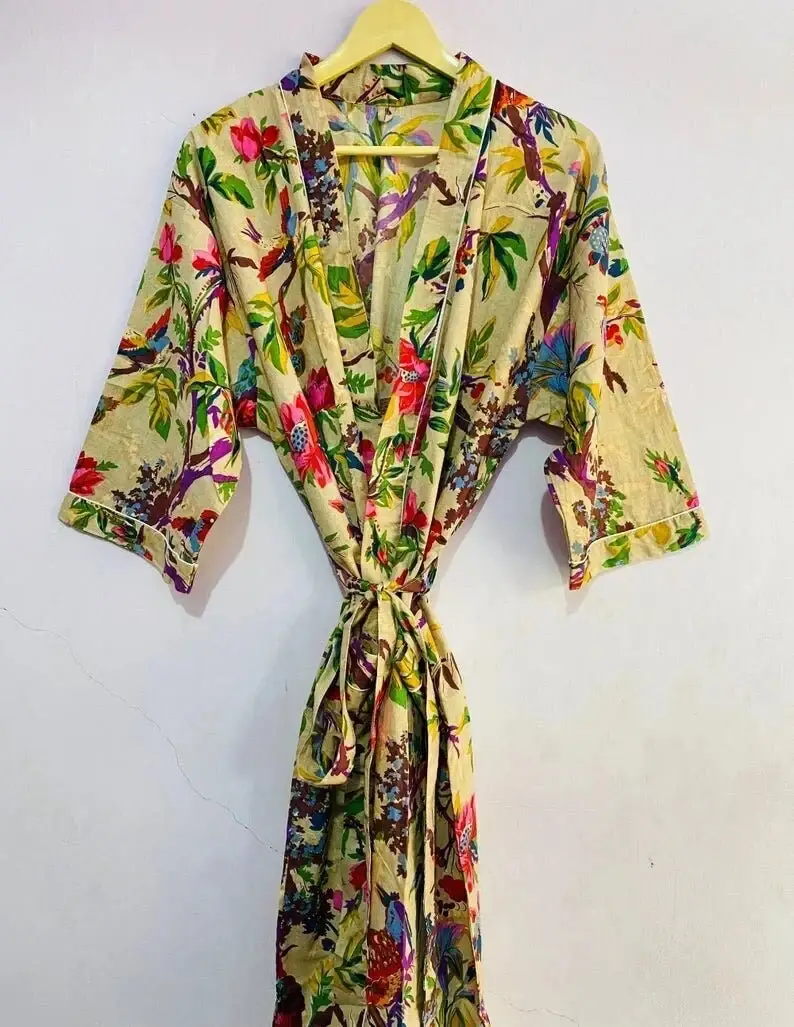 GYPSY STUDIO – Kimono - Mulher por atacado – Robe Curto de Algodão com Estampa Floral de Pássaros1