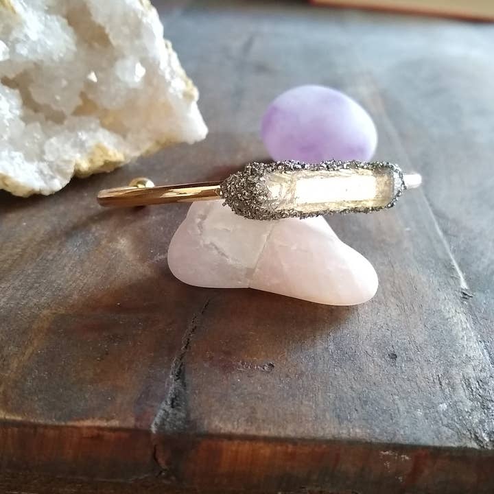 Quartz + pyriet manchetarmband voor wholesale door Little Wander Shop