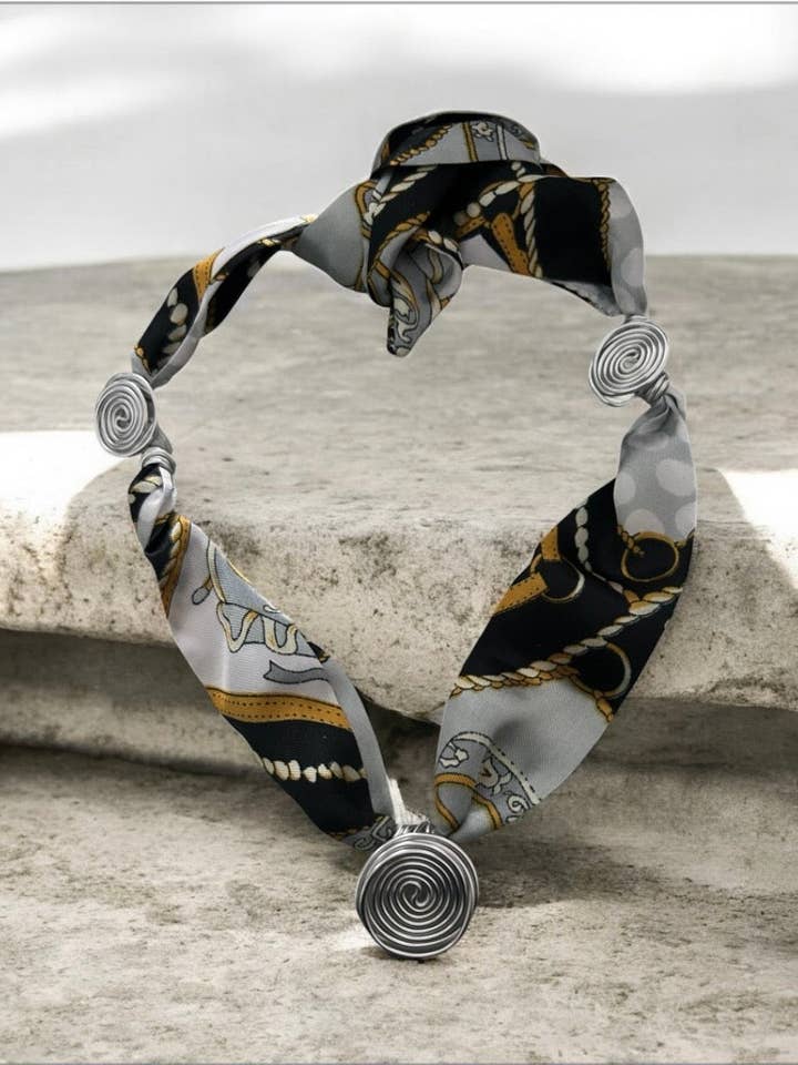 Collana a spirale per la vendita all'ingrosso da parte di Zalery