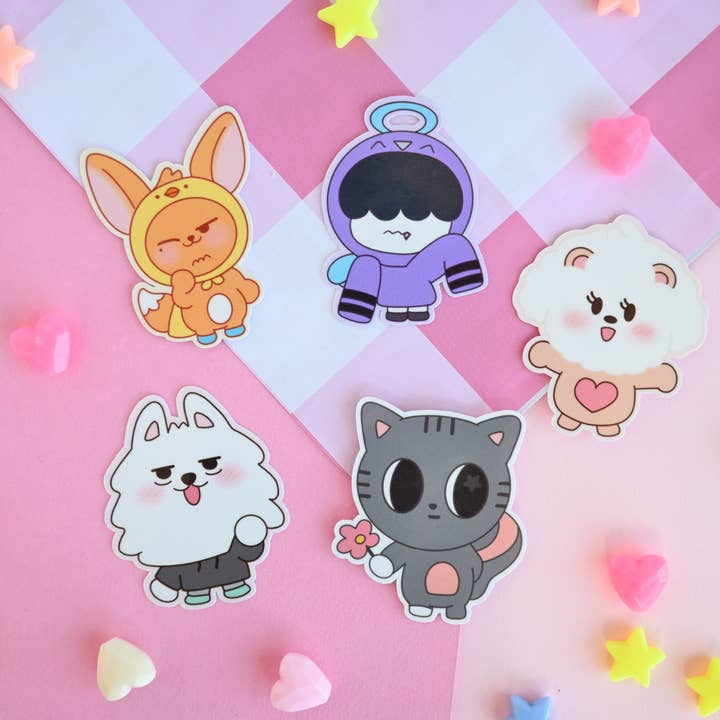 moa txt chibi kpop vandtæt vinyl klistermærker Diecut for engroshandel hos Kawineko