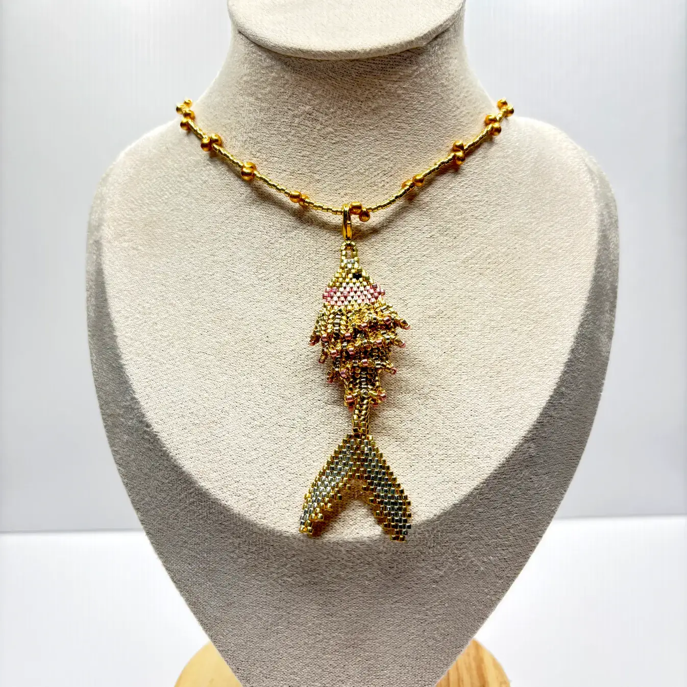 Bellalu Jewelry and Accessories - Wholesale Pendant/Charm Necklace - Murano Fish Shape Necklace4