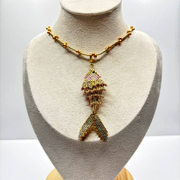 Bellalu Jewelry and Accessories - Wholesale Pendant/Charm Necklace - Murano Fish Shape Necklace4