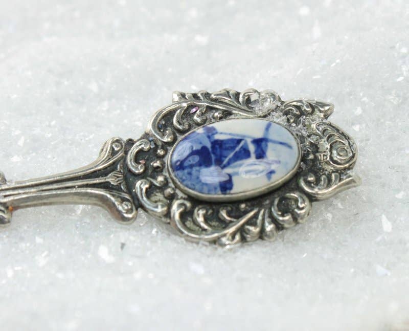 Snow Fusion - Multigrain Glass Glitter - 90 Grit - Bulk bags for wholesale on Faire6