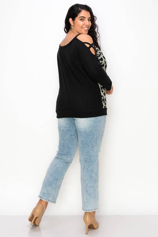 A.gain – Großhandel Strickoberteil – Damen – 10766LP561 - COLD-SHOULDER-TOP MIT TIERMUSTER IN ÜBERGRÖSSE18