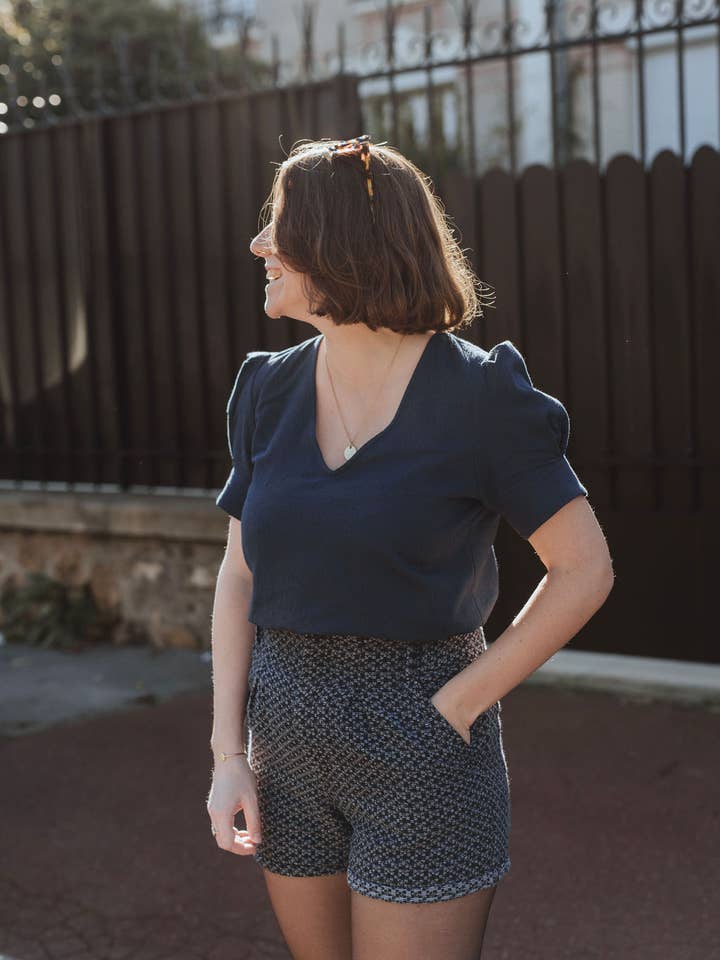 Sevenlie - Wholesale T-Shirt - Women's - Praha Blouse - Midnight Blue - Short Sleeves1