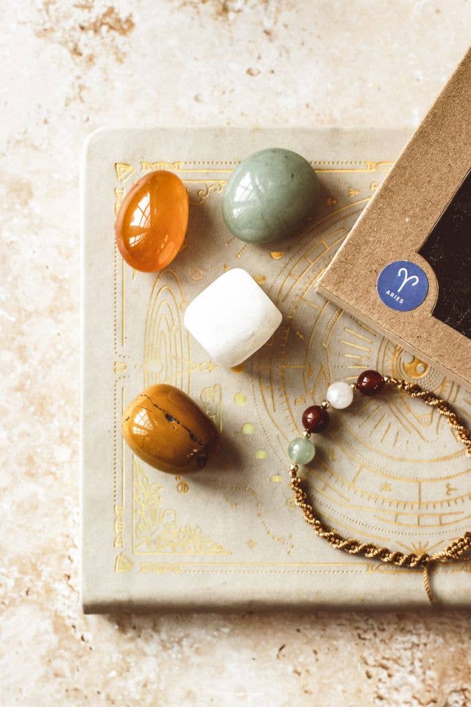 Mindful Living Co. - Wholesale Spiritual Stone/Crystal - Zodiac Crystal & Bracelet Gift Set 3
