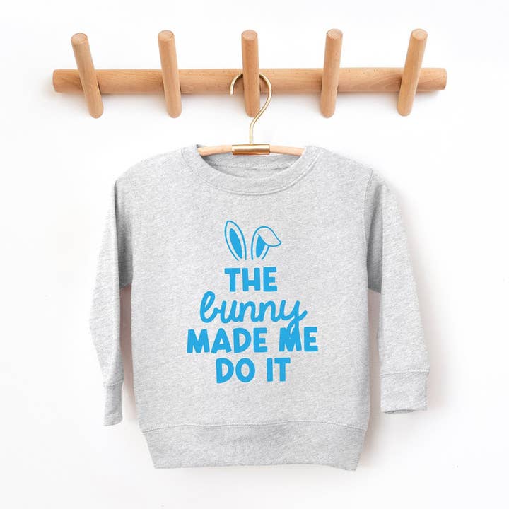 Le sweat-shirt de Pâques pour enfants "Le lapin m'a poussé à le faire". pour la vente par Bump & Beyond Designs