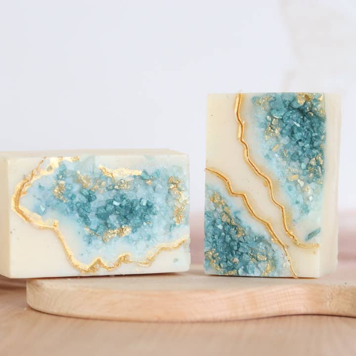 Sudsy Soap Works LLC - Wholesale Bar Soap - Emerald Artisan Soap4