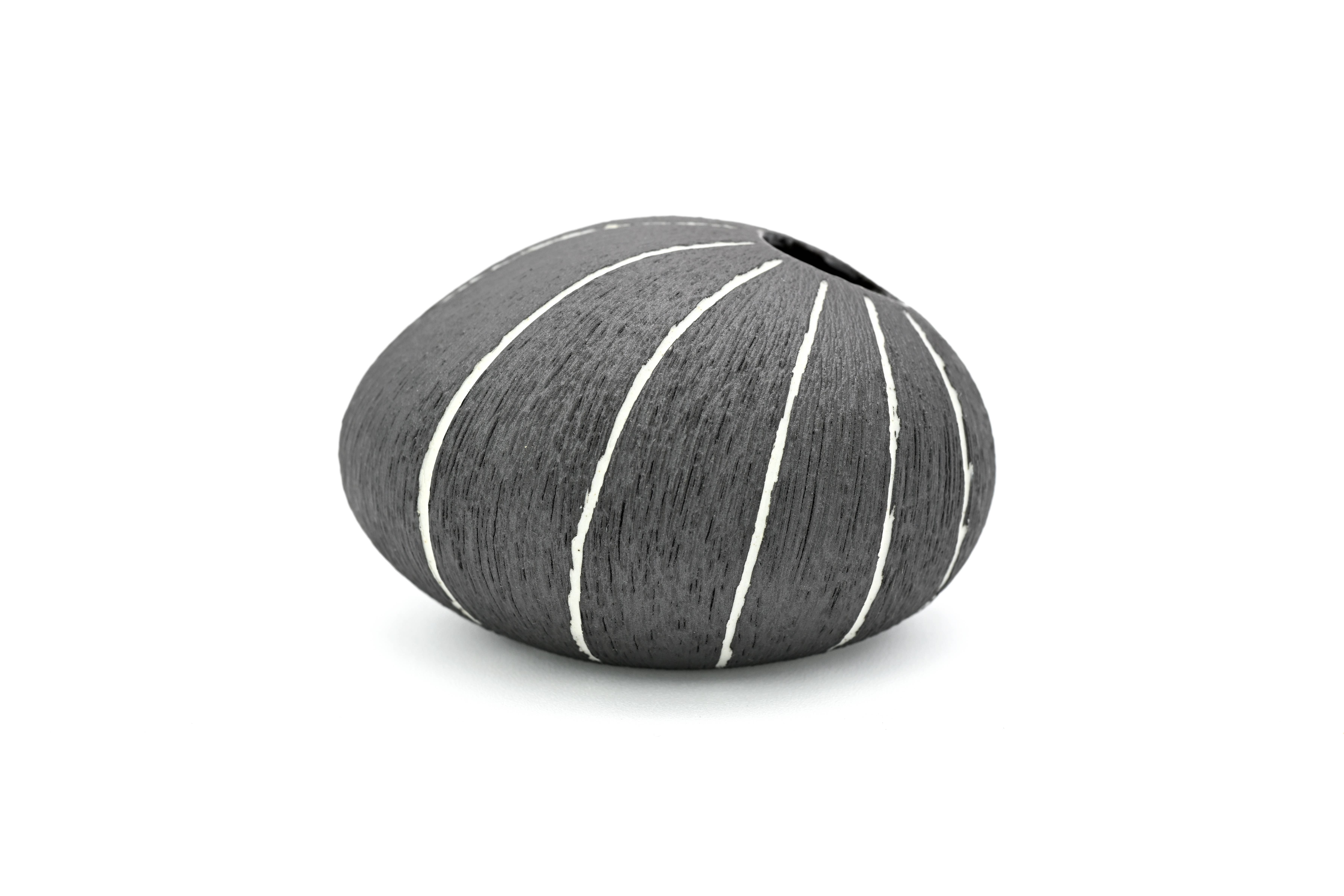 Art Floral Trading LLC – Vaso por atacado – 159BLACK17 PEBBLE MINI S-Vaso de Botão em Porcelana Feito à Mão2