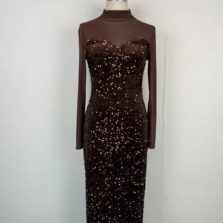 Paillettenjurk (02-3571) en andere Avondkleding wholesale inkopen. Gratis retourzendingen en een 60-dagen netto betalingstermijn op Faire.com trends op Faire.