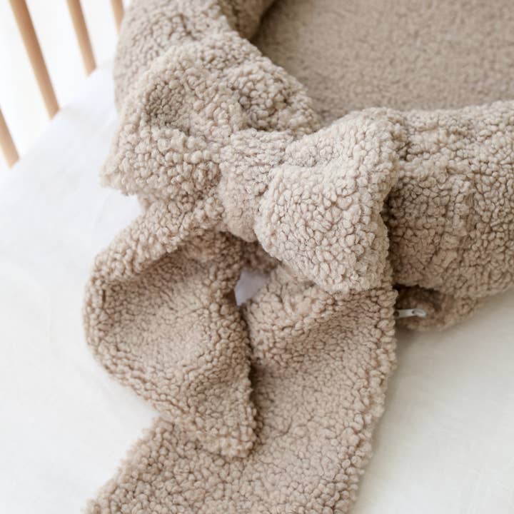 BABYLY - Wholesale Bed - Kids & Baby - Babynest with bow- All Teddy Cream/ Taupe