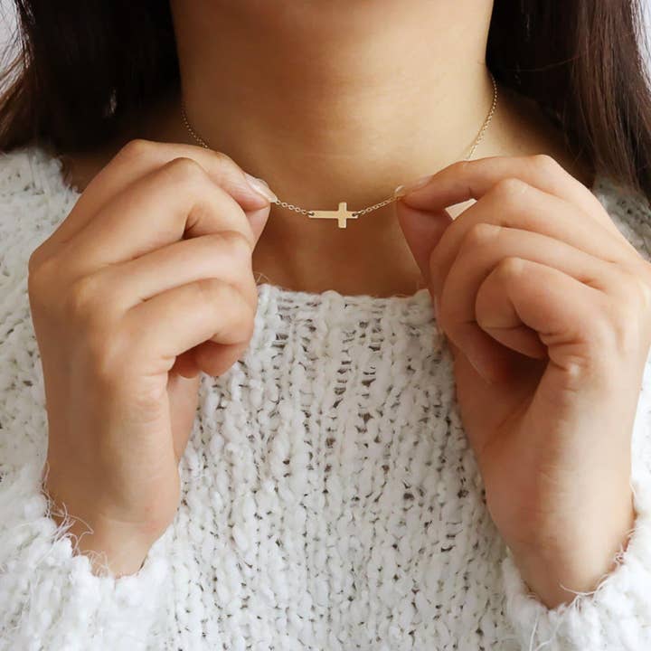Faith & Life Christian Brands - Wholesale Pendant/Charm Necklace - Horizontal Cross Necklace