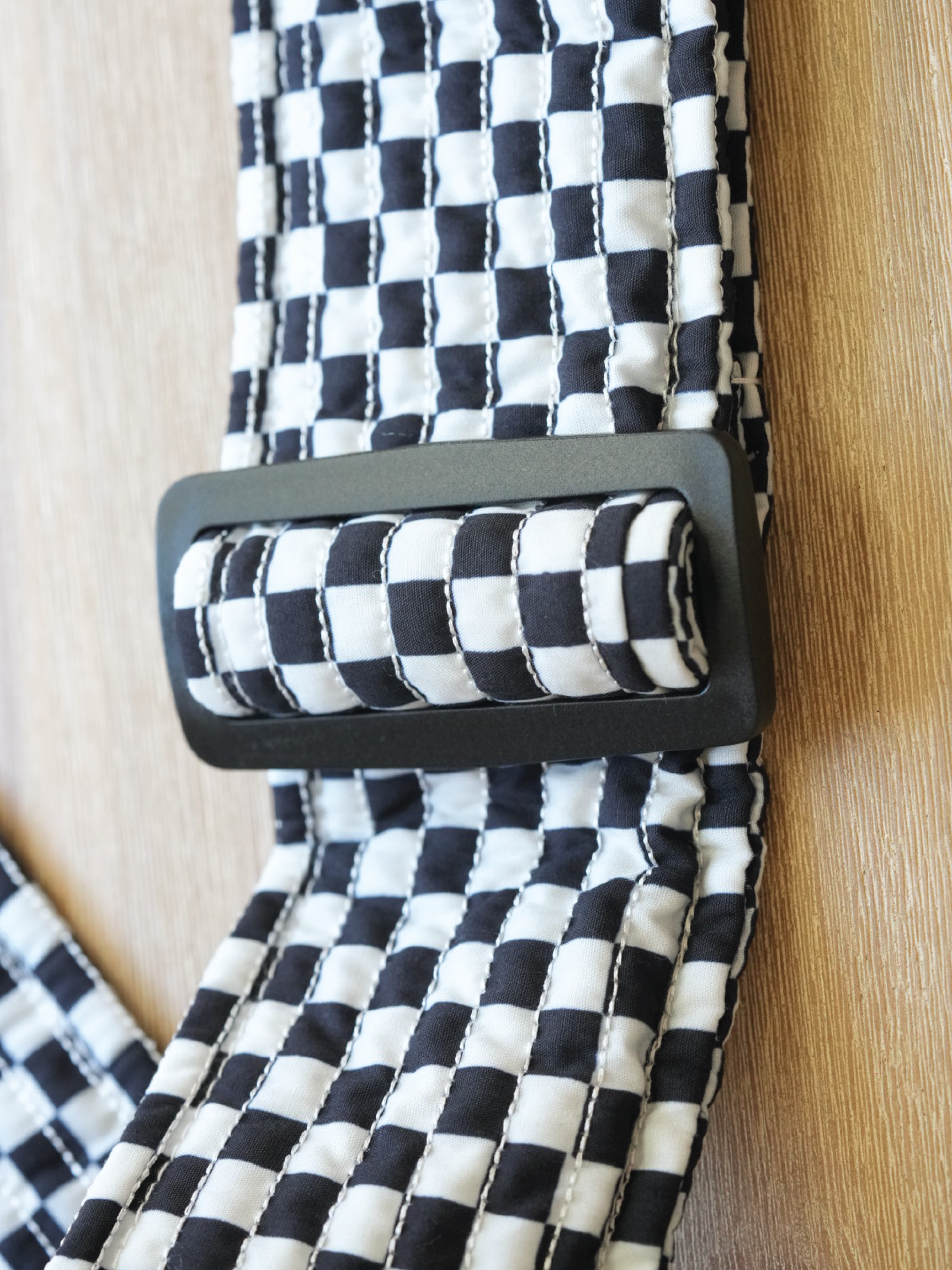 Black and White Pet Sling Carrier for wholesale on Faire5