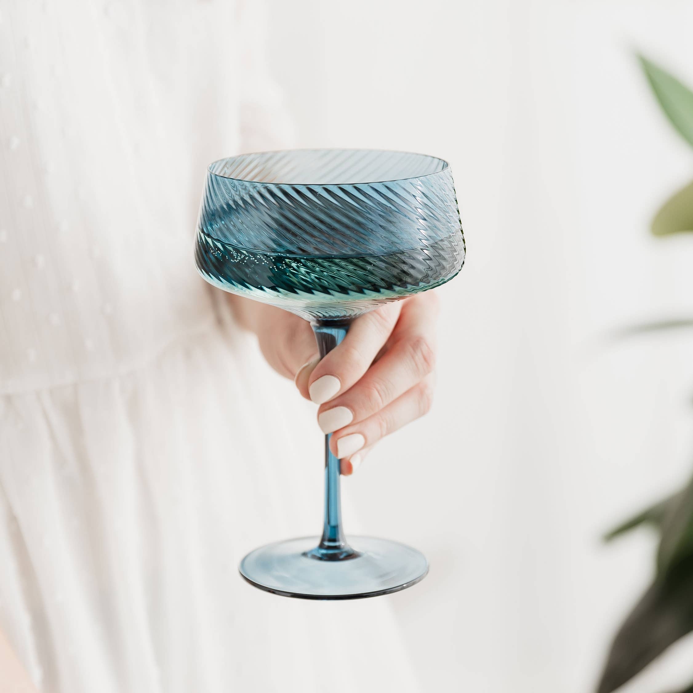 UBERSTAR – wholesale Champagne flute – Twist Champagne Coupe Glasses - Set of 2 Blue/Green3