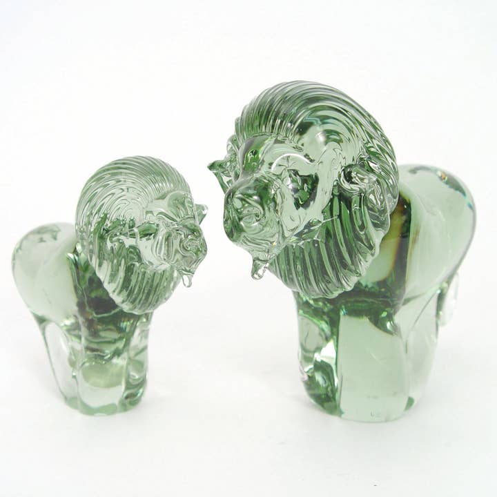 Lion gerecycled glas voor wholesale door Mbare Home + Gift