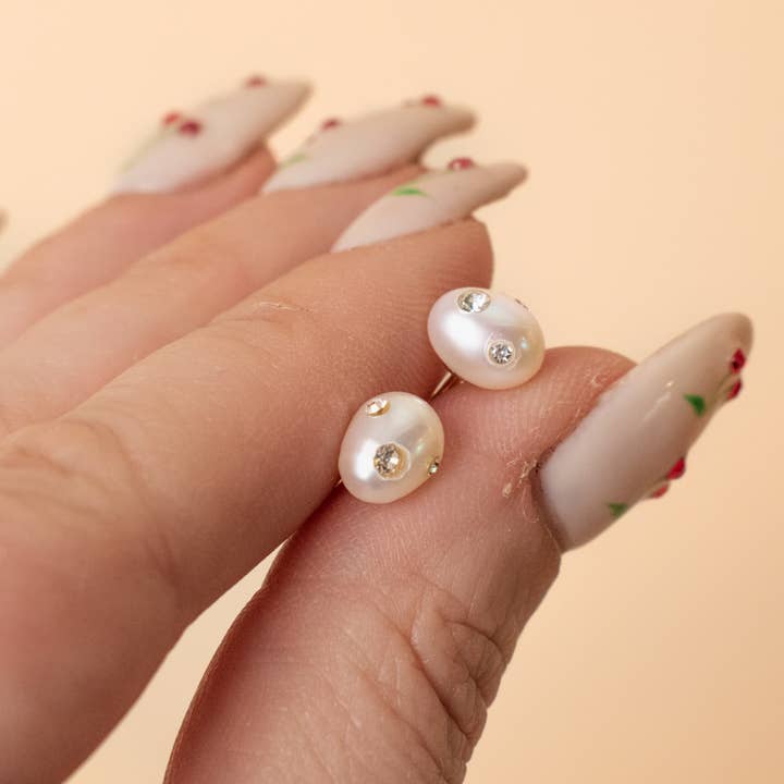 Cold Gold - Wholesale Stud/Post Earrings - The Aura Studs: Baroque Pearl and Crystal Gemstone Earrings3