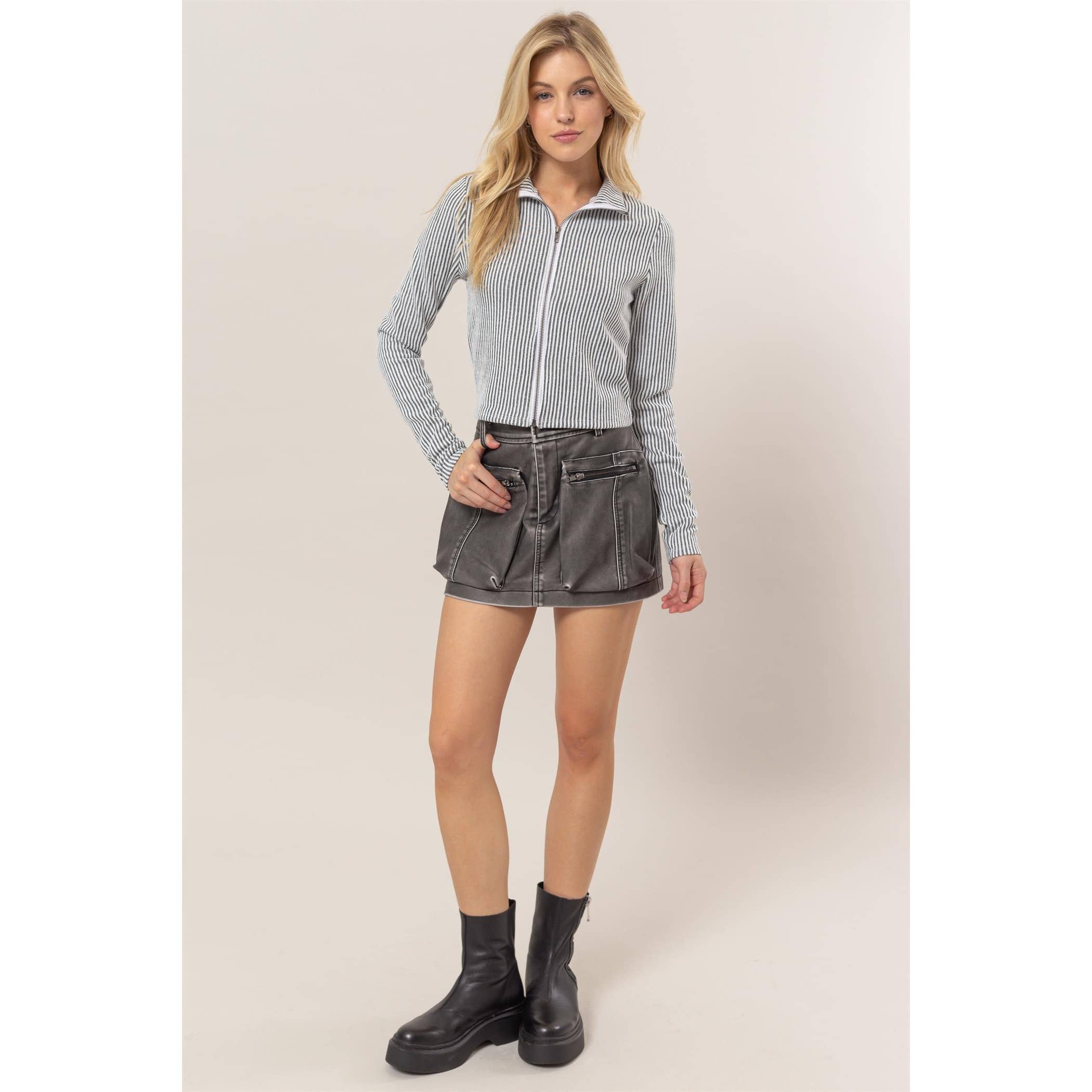 HYFVE – Camisa - Mulher por atacado – Top de Malha com Fecho de Correr às Riscas8