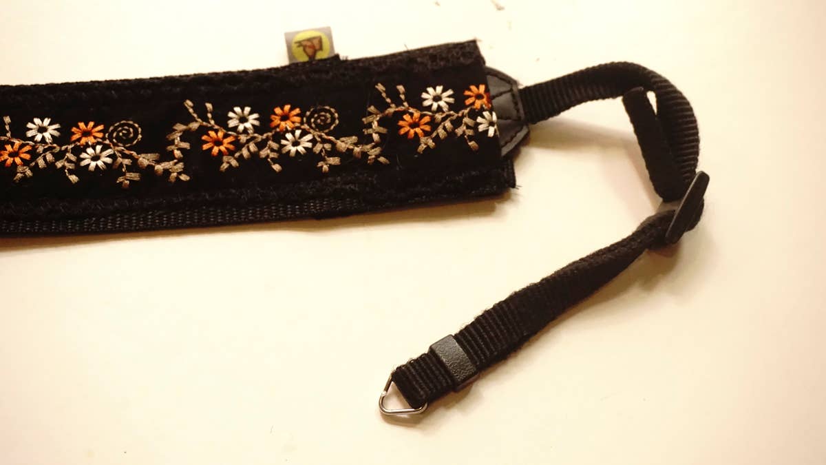 hundsfutter - Wholesale Camera Strap - Gabriela camera strap2