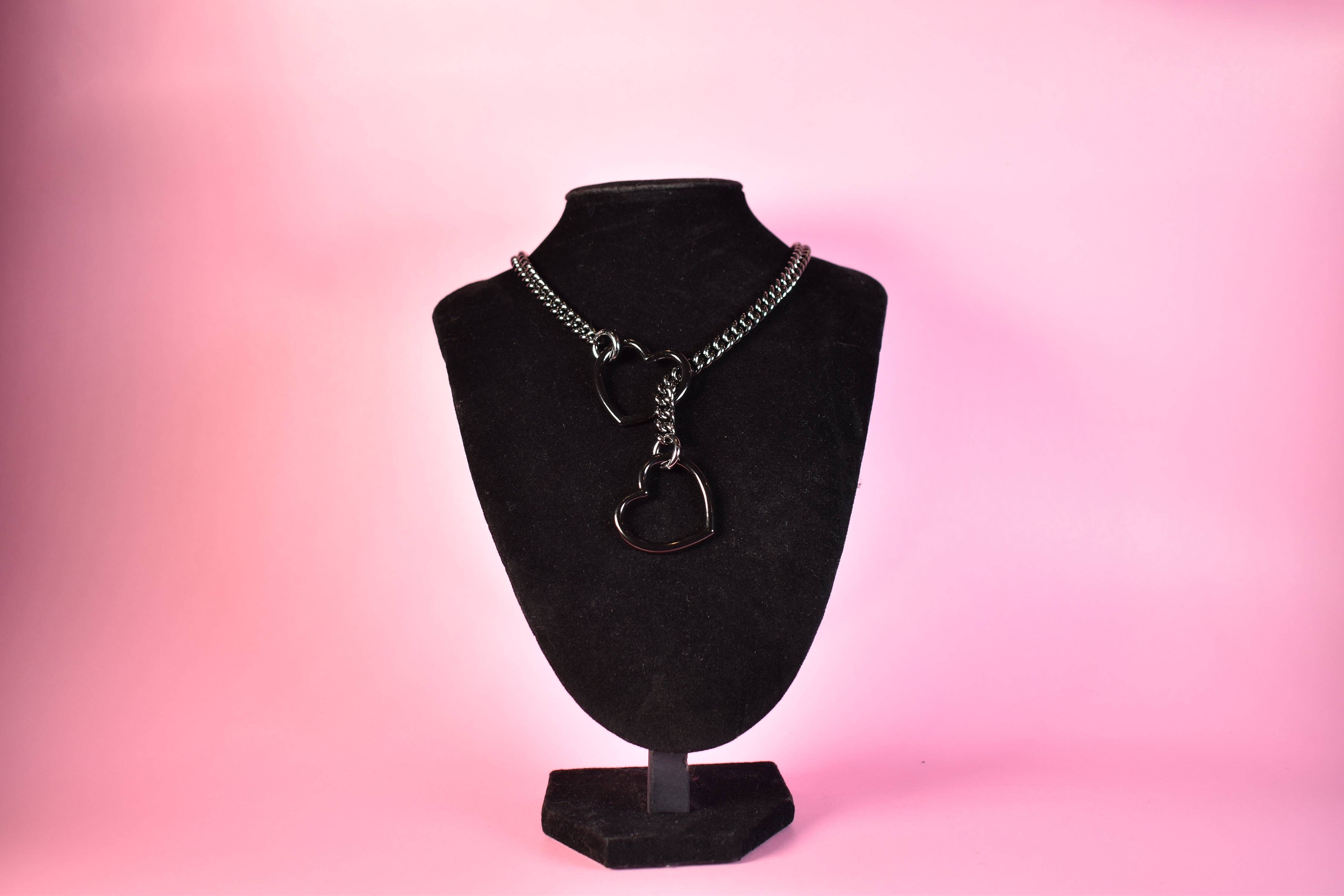 Naughty Pawsies - Wholesale Sex Toy - Gunmetal + Black Heart Ring Slip Chain5